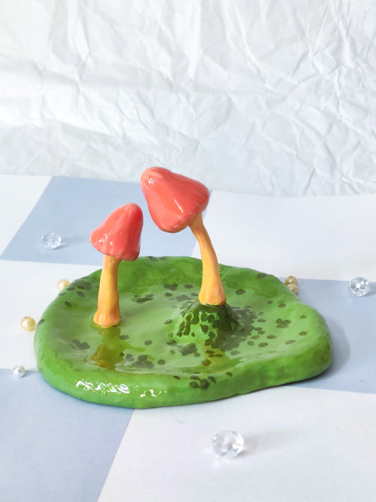 Grassy Mushrooms Trinket Dish